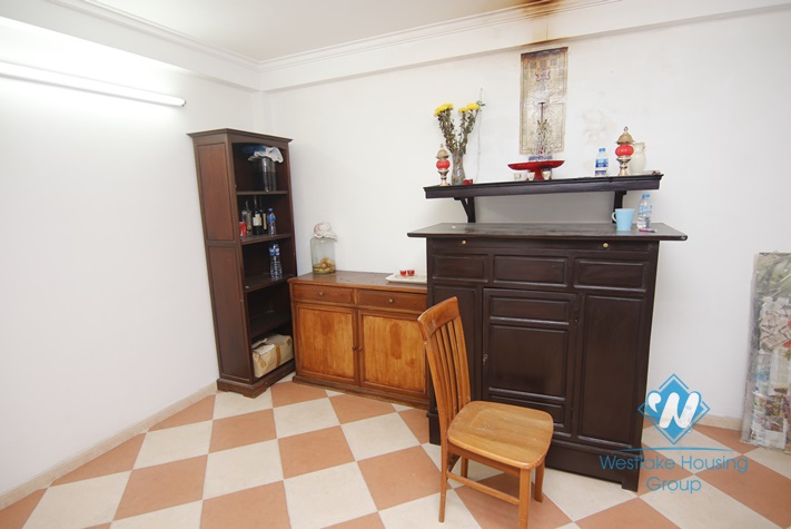 Five bedrooms house for rent in Ba Dinh district, Hanoi.