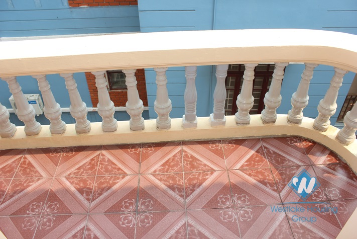 Bright renovated house with 3 bedroom and a huge garden for rent in Westlake Tay Ho, Ha Noi