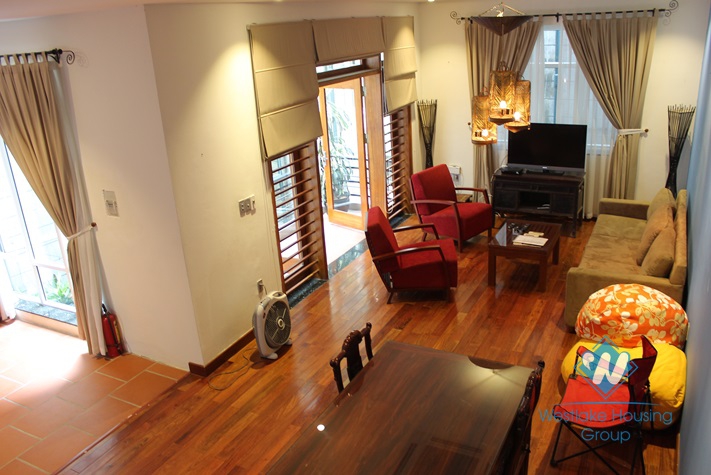 Cosy house for lease in Westlake area, fully furnished.