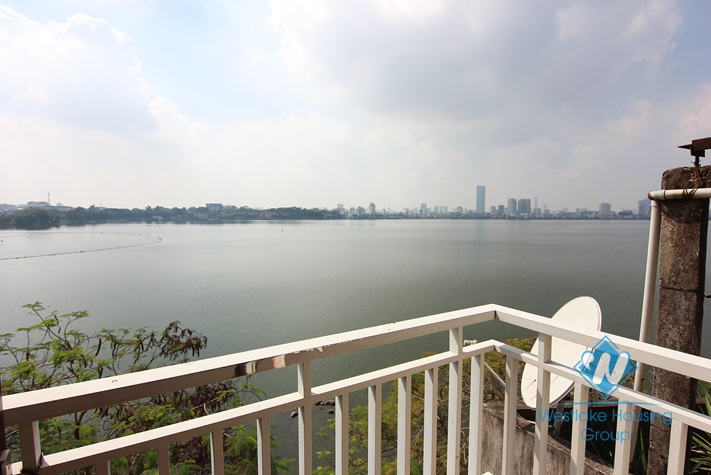 House with 4 bedrooms for rent in Yen Phu Village, Tay Ho, Ha Noi