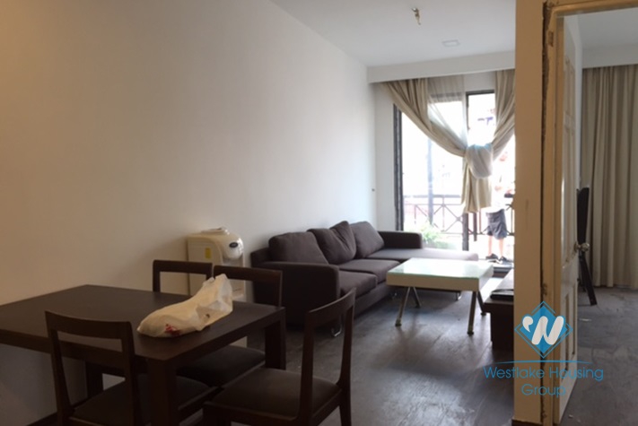 High floor 80 sqm natural light apartment in Kim Ma - Ngoc Khanh area