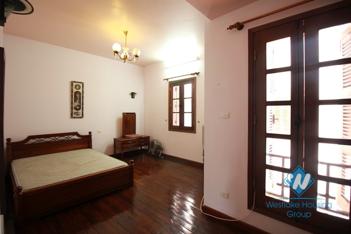 Nice 4 stories house for rent in Nghi Tam village, Tay Ho, Hanoi 