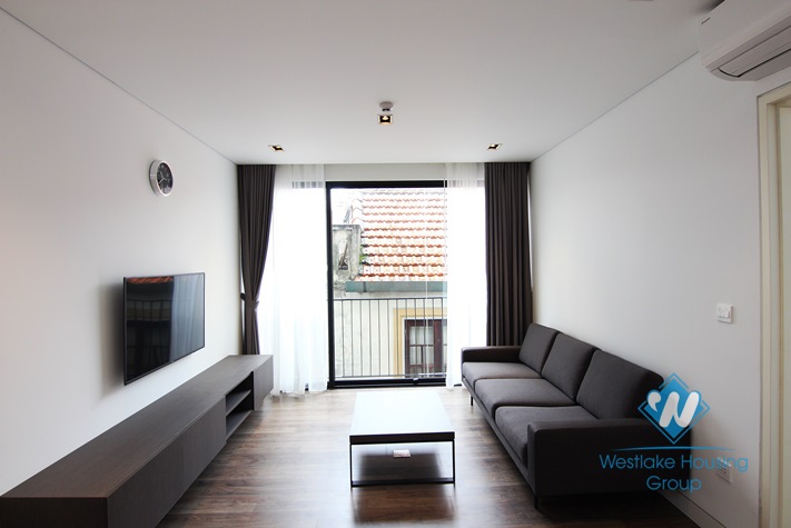 Modern 02 bedrooms apartment for rent in To Ngoc Van st, Tay Ho District 