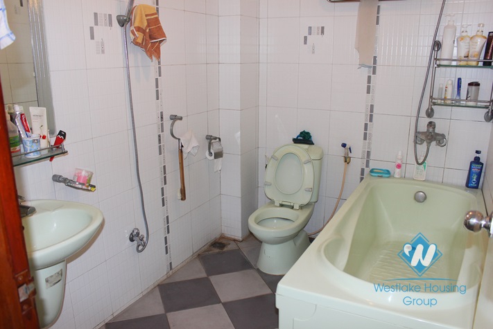 Cosy house for rent in Au Co street, Tay Ho District, Ha Noi