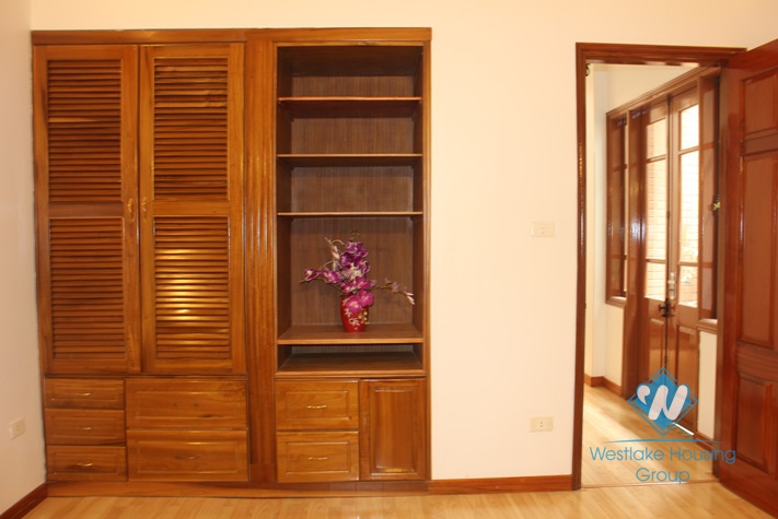 Nice house for rent in Au Co street, Tay Ho, Hanoi