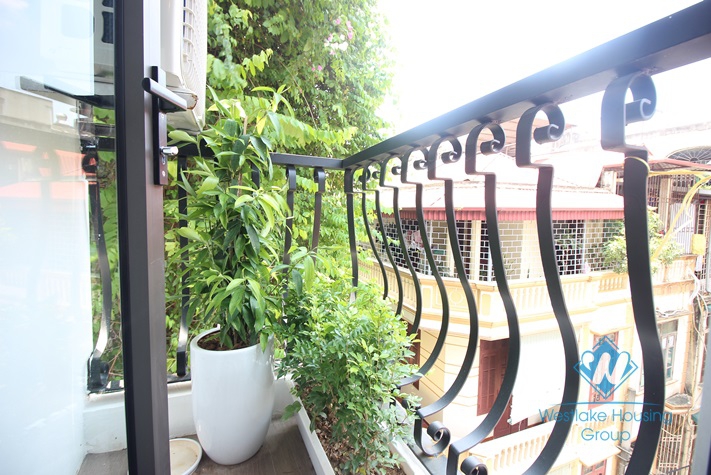 Brandnew one bedroom apartment for rent in Tran Quoc Hoan st, Cau Giay district.