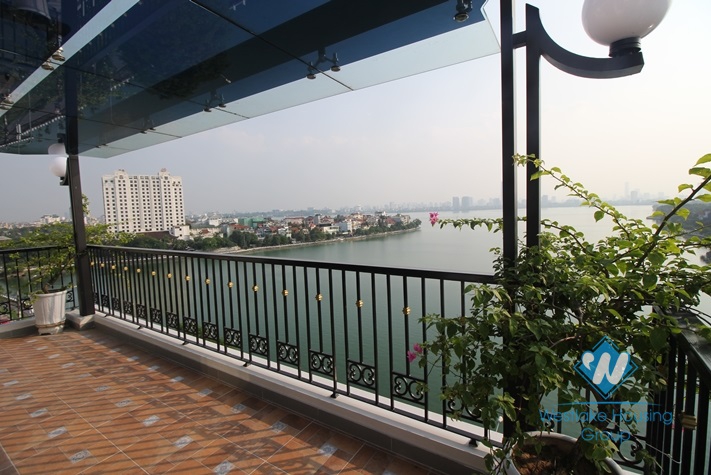 Brandnew apartment to rent with stunning lakeview in Tay Ho