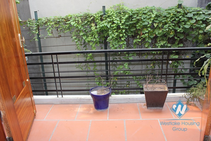 Cosy house for lease in Westlake area, fully furnished.