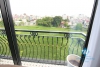 Modern apartment with 02 bedrooms apartment in Xuan Dieu st for rent.