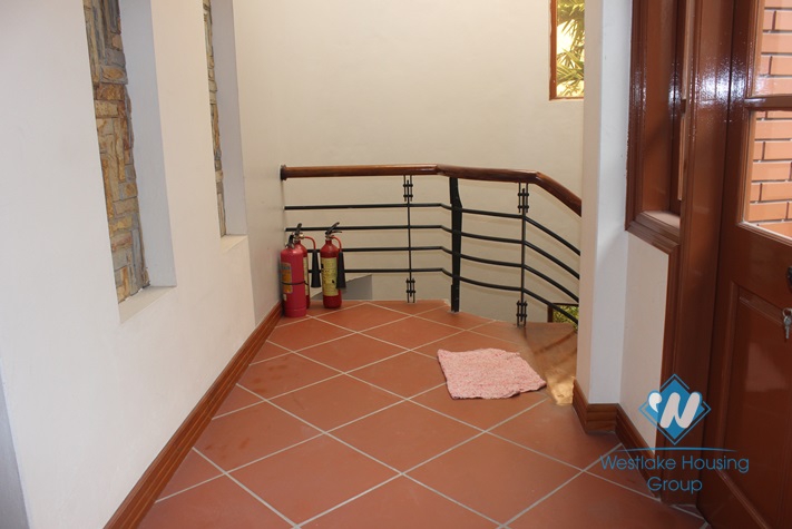 Nice house for rent in Au Co street, Tay Ho, Hanoi