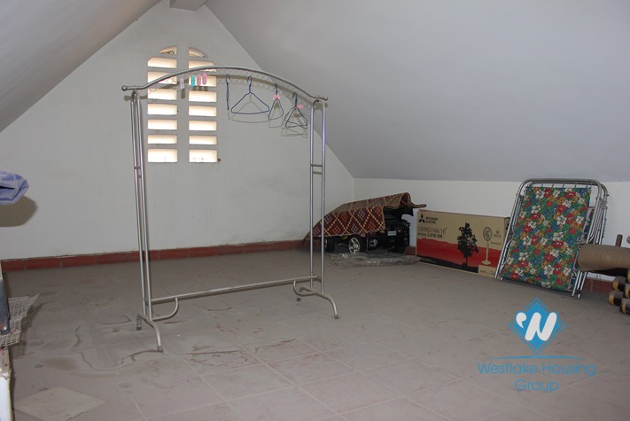 Cosy house for rent in Au Co street, Tay Ho District, Ha Noi