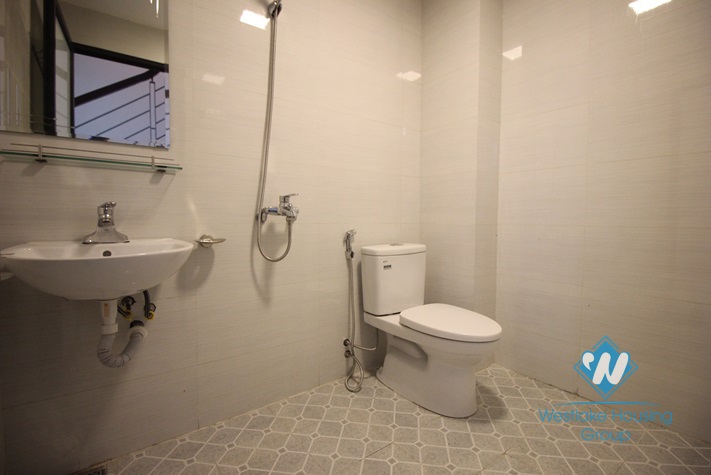 Brandnew 03 bedrooms house for rent in Dang Thai Mai area.