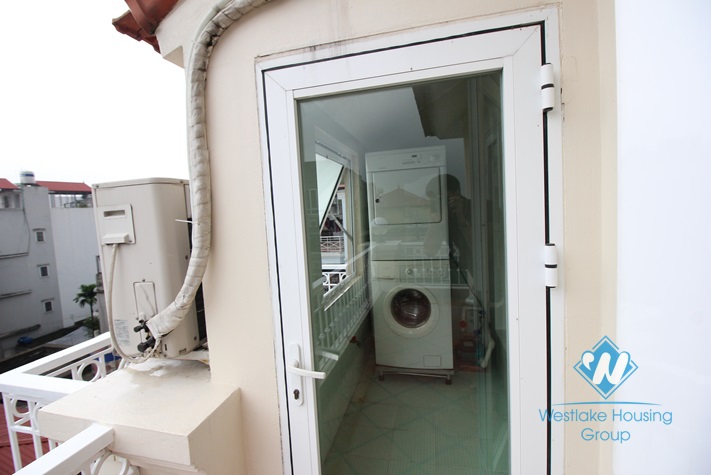 Bright house for rent in Dang Thai mai st, Tay Ho area.