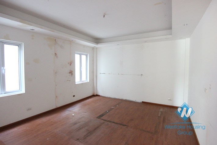 Lake view-House for rent in Tay Ho area