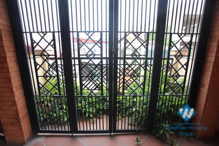 Large house on the street for rent in Linh Lang street, Ba Dinh district, Hanoi 