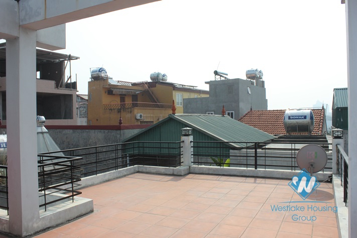 Cosy house for lease in Westlake area, fully furnished.