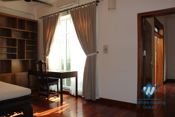 Cosy house for lease in Westlake area, fully furnished.