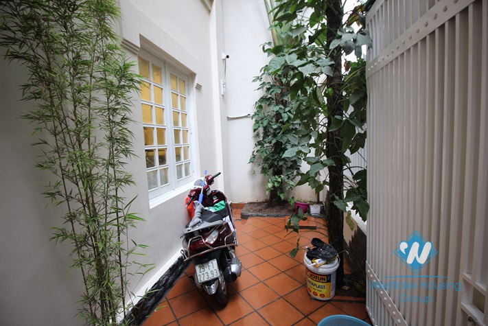 Bright house for rent in Dang Thai mai st, Tay Ho area.