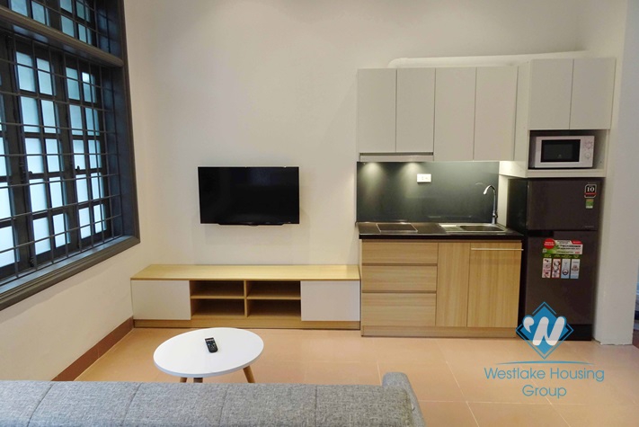 Brand new one bedroom apartment for rent in Ngoc Ha st, Ba Dinh area.