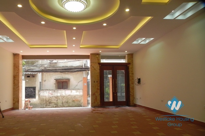 Nice studio apartment for rent in Pham Ngoc Thach-Dong Da district-Ha Noi