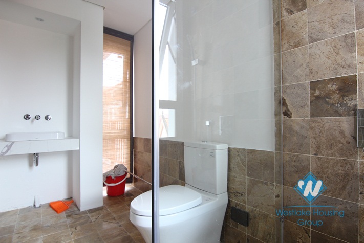 A luxury 4 bedroom apartment for rent in Tay Ho area
