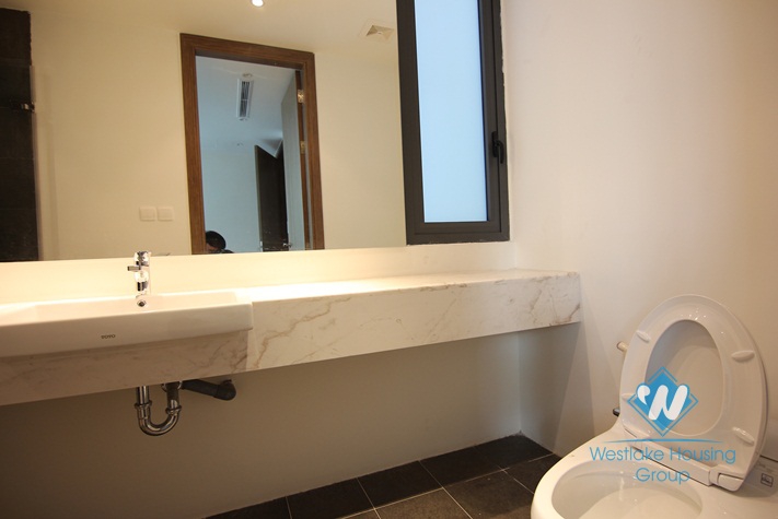 03 bedrooms brand new apartment for rent in Tay Ho area 