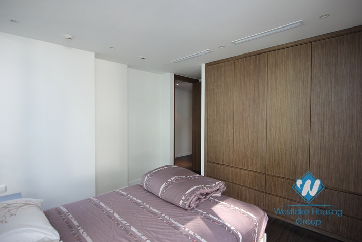 03 bedrooms brand new apartment for rent in Tay Ho area 
