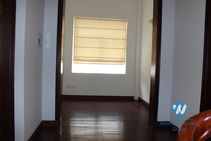 Au Co str., - Charming modern house of full natural light & quiet residence 6BR