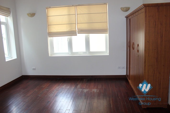 Au Co str., - Charming modern house of full natural light & quiet residence 6BR