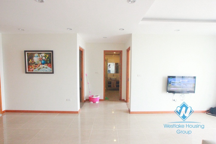 Brand new 02 bedrooms apartment for rent in Lac Long Quan Street, Tay Ho, Hanoi