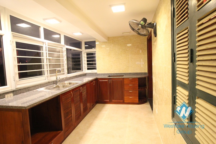 Brand new unfurnished  villa  for rent in Cau Giay District, Ha noi