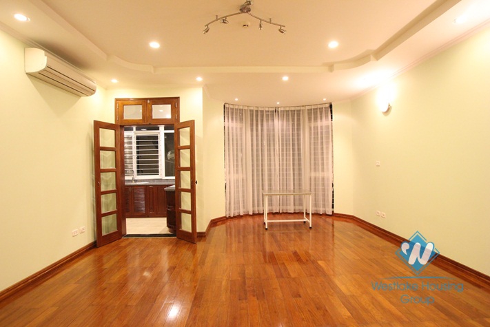 Brand new unfurnished  villa  for rent in Cau Giay District, Ha noi