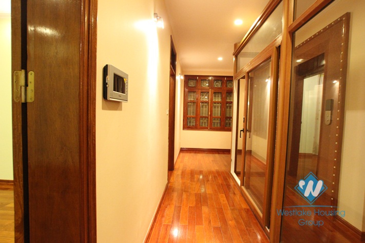 Brand new unfurnished  villa  for rent in Cau Giay District, Ha noi