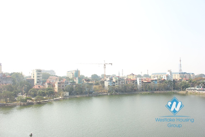 Penthouse apartment for rent in Truc Bach area, Ba Dinh, Ha Noi