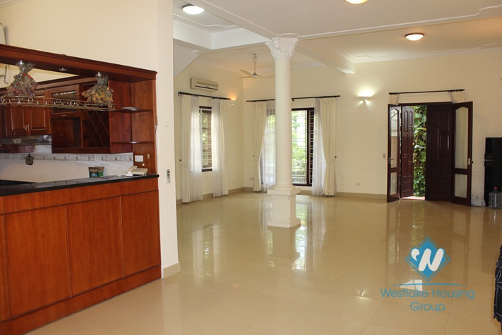 unfurnished house for lease in Au Co street