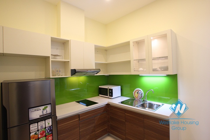 Modern one bedroom apartment for rent in Xuan Dieu st, Tay Ho, Ha Noi