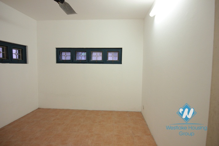 Big house with nice yard for rent in Tay Ho area