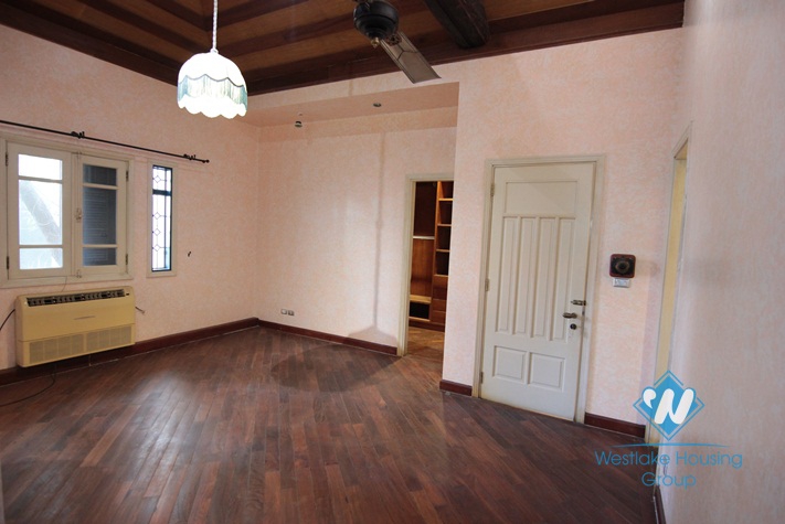 Big house with nice yard for rent in Tay Ho area