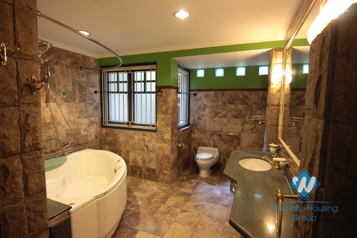 Big house with nice yard for rent in Tay Ho area