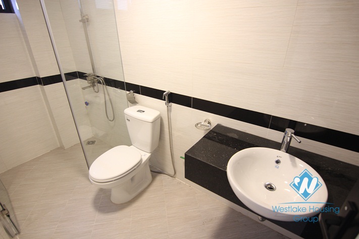 Unfurnished 6 storeys house for lease in Ba Dinh district