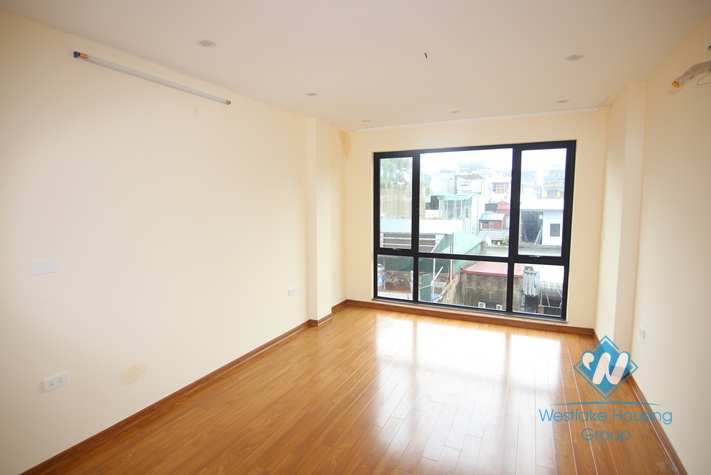 Unfurnished 6 storeys house for lease in Ba Dinh district