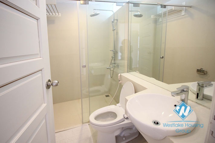 Nice modern apartment for rent on To Ngoc Van, Tay Ho
