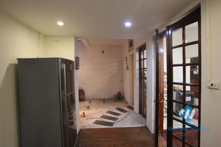 Luxury house with nice garden for rent in Cau Giay district, Ha Noi