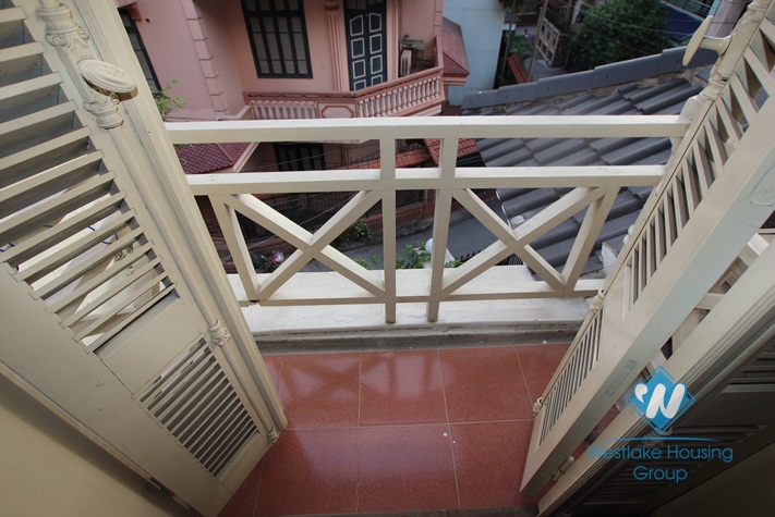 Luxury house with nice garden for rent in Cau Giay district, Ha Noi