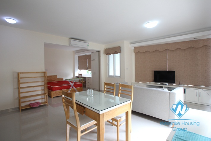 Nice and new studio for rent in Tay Ho, Ha Noi
