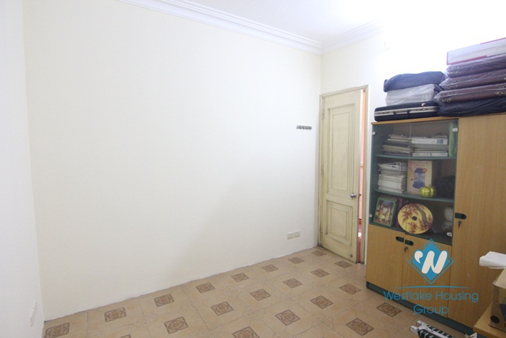 Affordable price 04 bedrooms house for rent in Ba Dinh district, near Lotte Tower