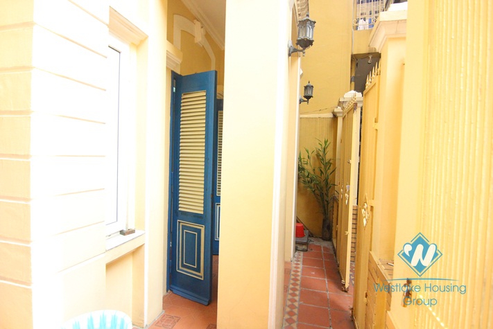 Affordable price 04 bedrooms house for rent in Ba Dinh district, near Lotte Tower