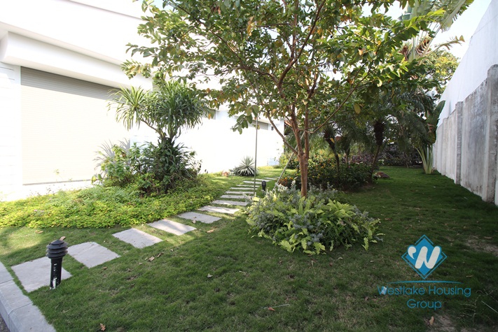 Charming one storey villa to rent with 400 sqm garden in Diplomats' compound in Tay Ho