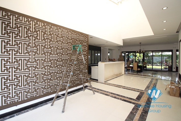 Charming one storey villa to rent with 400 sqm garden in Diplomats' compound in Tay Ho