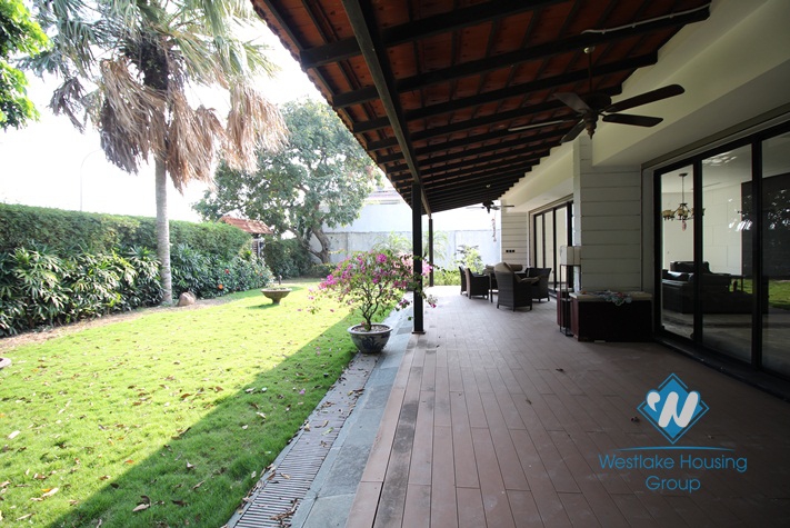 Charming one storey villa to rent with 400 sqm garden in Diplomats' compound in Tay Ho